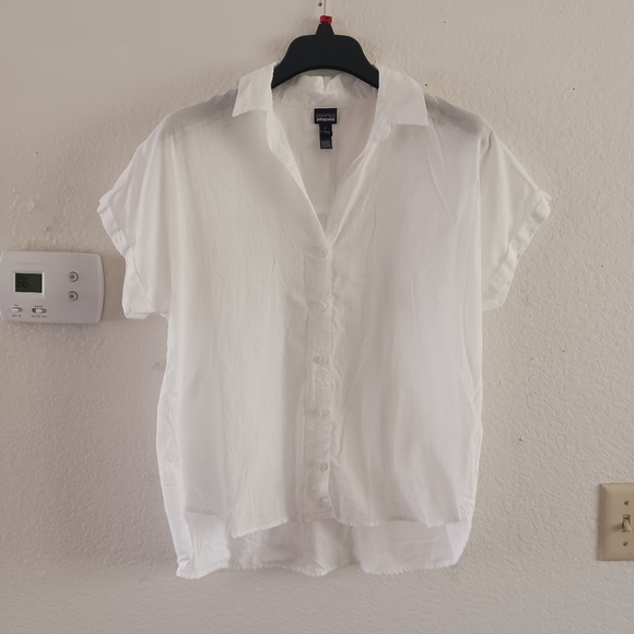Patagonia Tops - Patagonia Cap Sleeve Button-Down Shirt